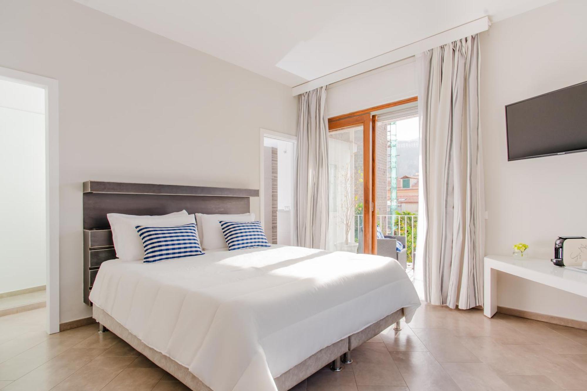 Palazzo Gargiulo Luxury Rooms & Suites Sorrento Buitenkant foto