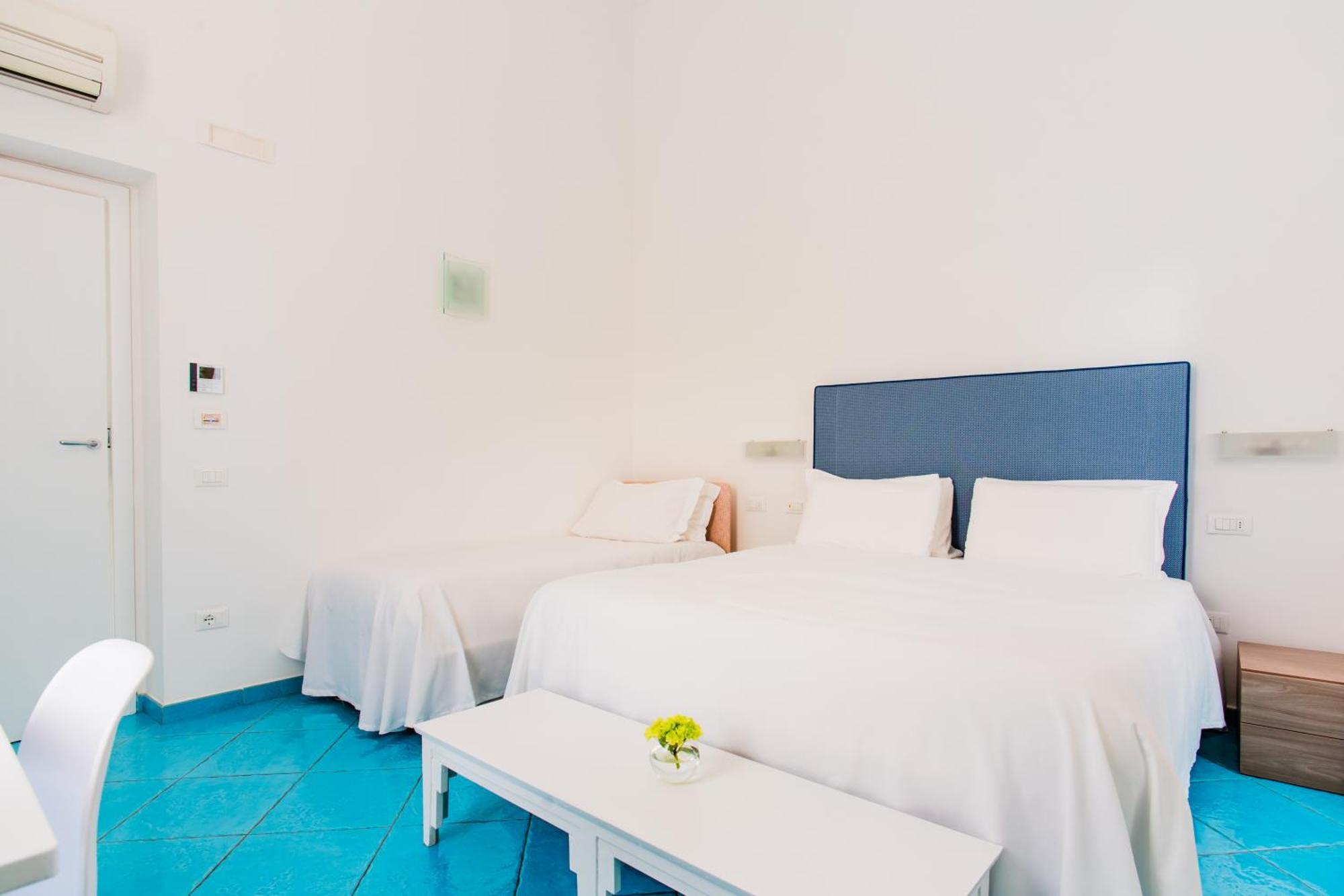 Palazzo Gargiulo Luxury Rooms & Suites Sorrento Buitenkant foto