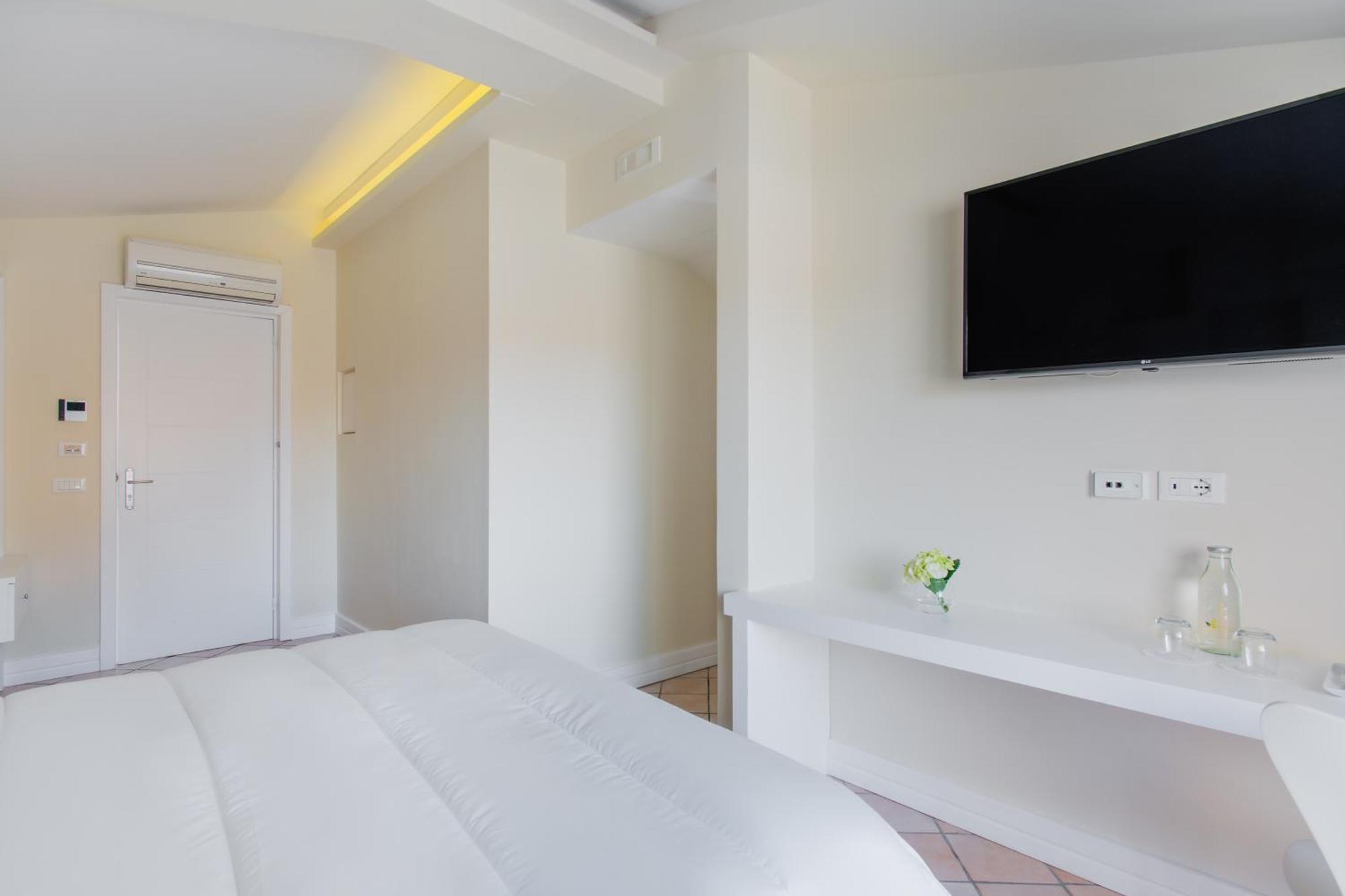Palazzo Gargiulo Luxury Rooms & Suites Sorrento Buitenkant foto