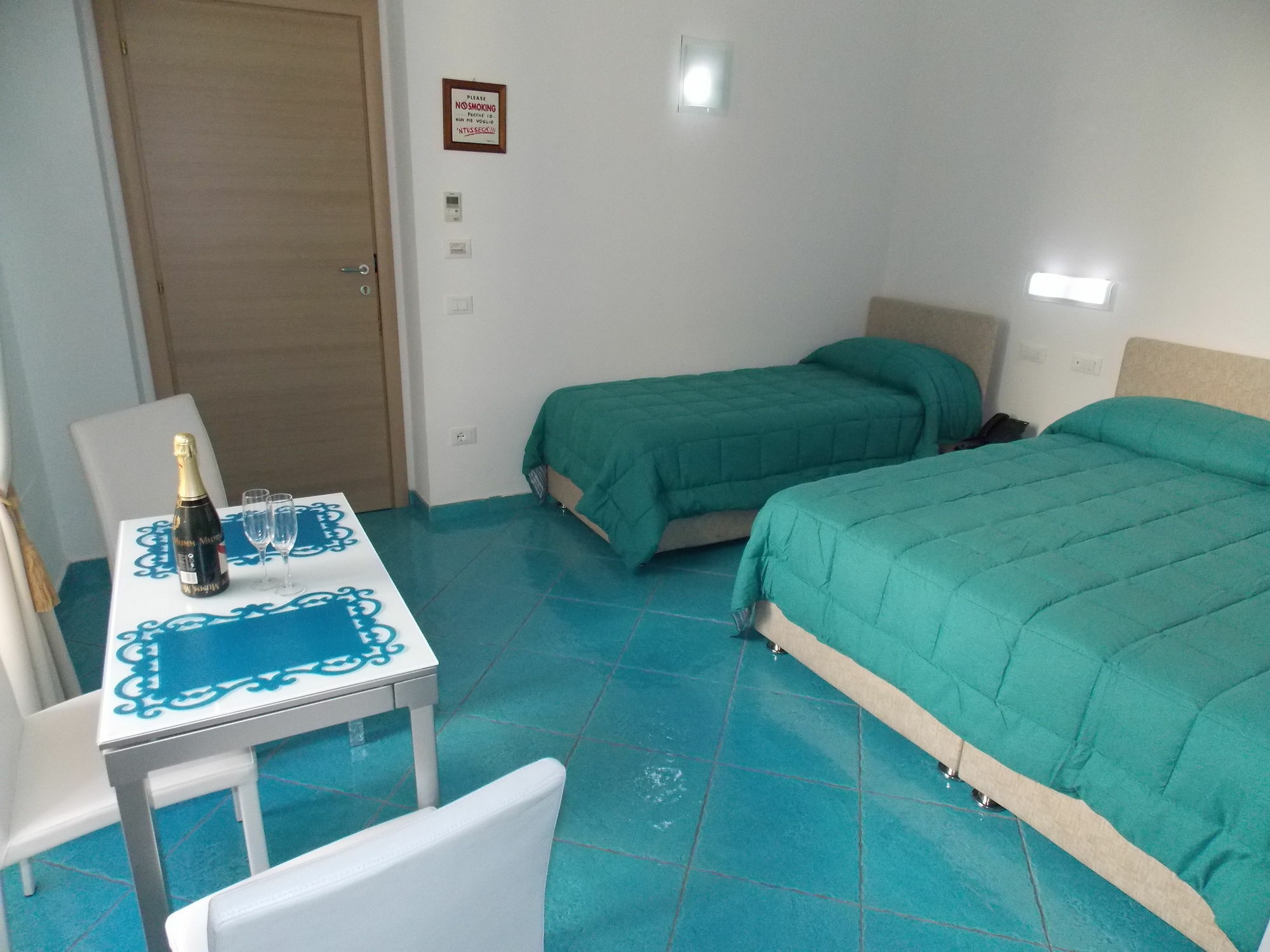 Palazzo Gargiulo Luxury Rooms & Suites Sorrento Buitenkant foto